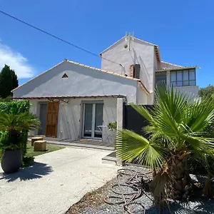 Maison Lumineuse En Bord De Mer... Hyères