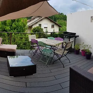 Charmant Terrasse Exposée Plein Sud , Aix-les-Bains France